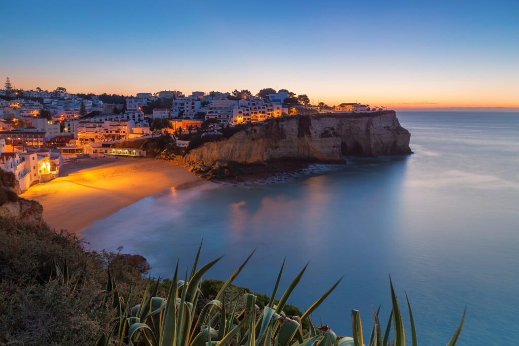 Buying property in portugal for citizenship